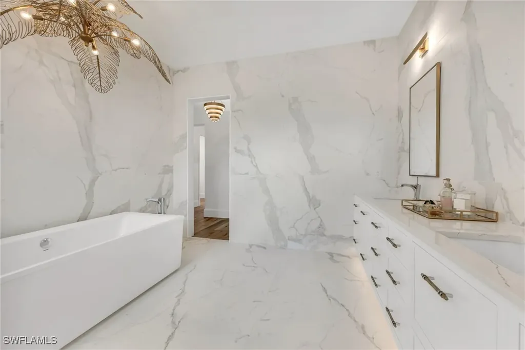 813 Cal Cove Drive Fort Myers FL 33919