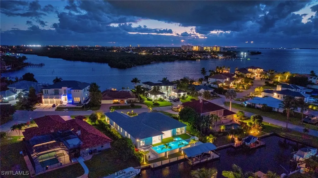 813 Cal Cove Drive Fort Myers FL 33919