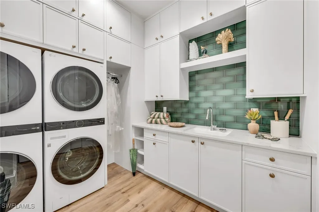 813 Cal Cove Drive Fort Myers FL 33919