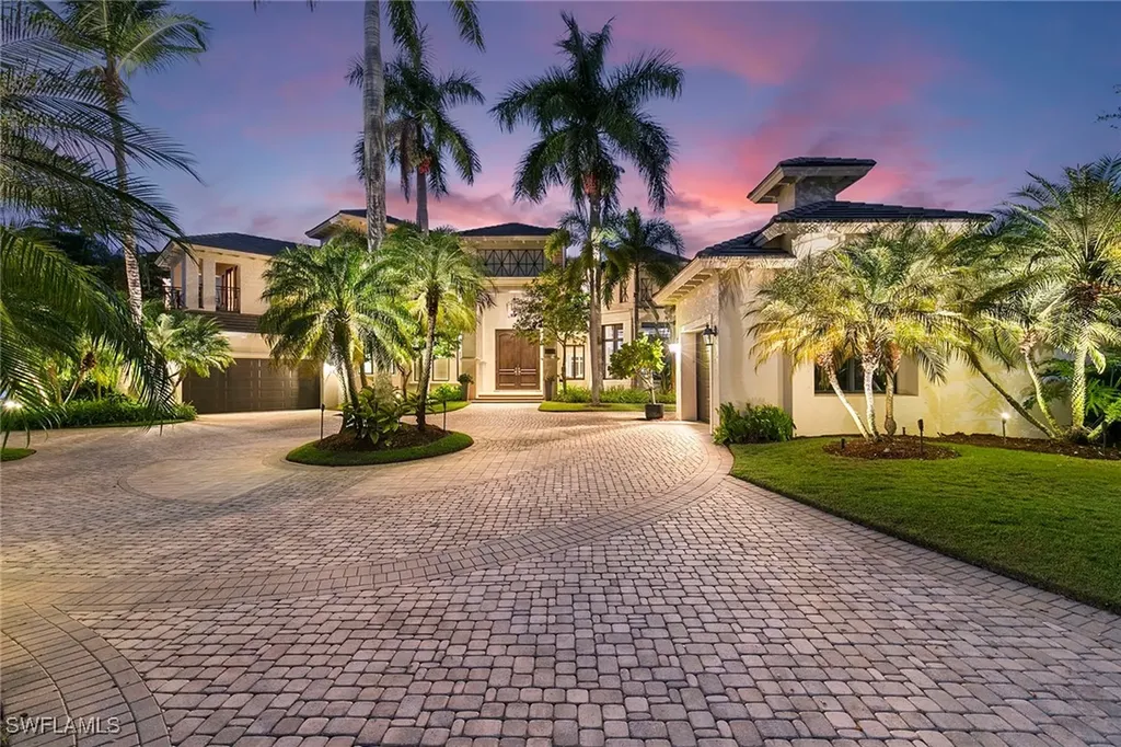 Naples FL, 9655 Mashie Court