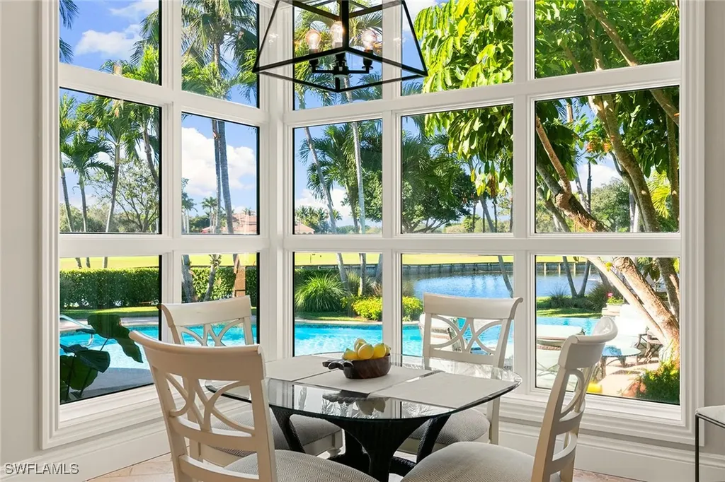 9655 Mashie Court Naples FL 34108