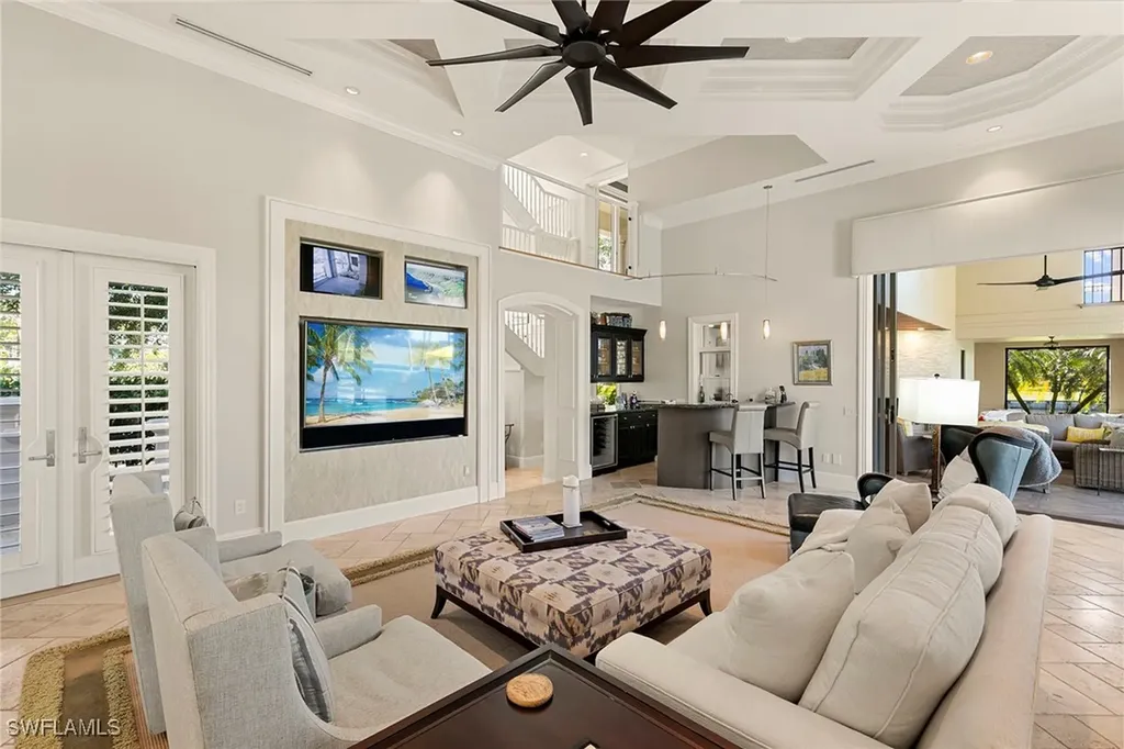 9655 Mashie Court Naples FL 34108