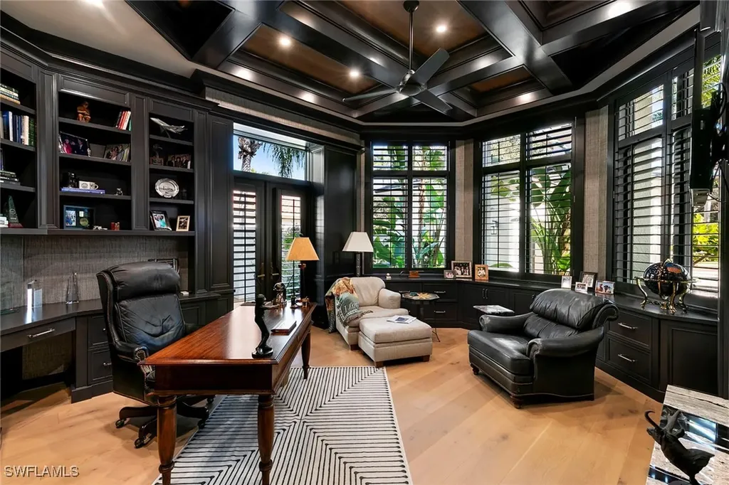 9655 Mashie Court Naples FL 34108