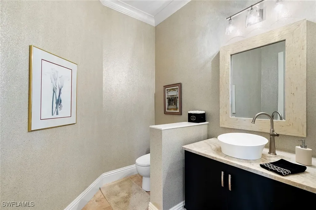 9655 Mashie Court Naples FL 34108