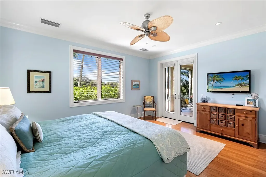 9655 Mashie Court Naples FL 34108