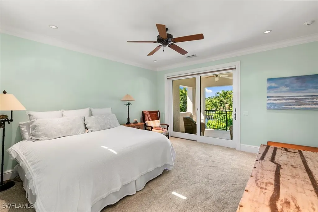 9655 Mashie Court Naples FL 34108