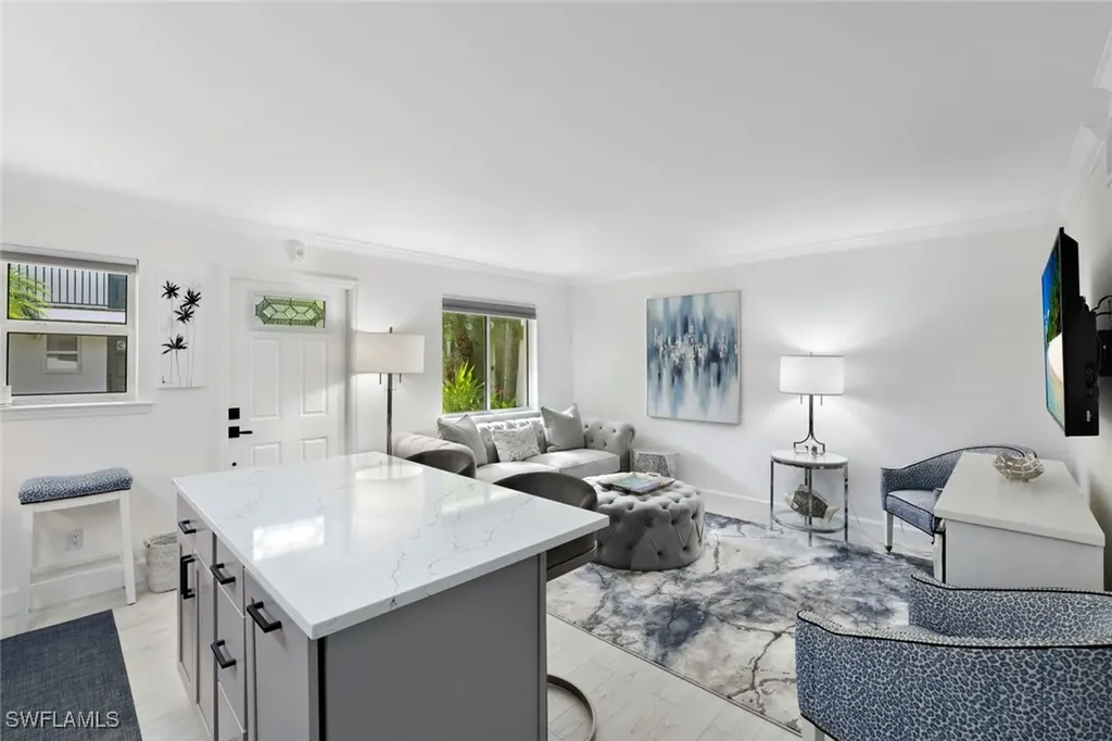 960 7th Street S Naples FL 34102