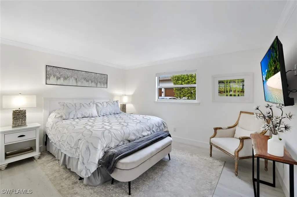 960 7th Street S Naples FL 34102