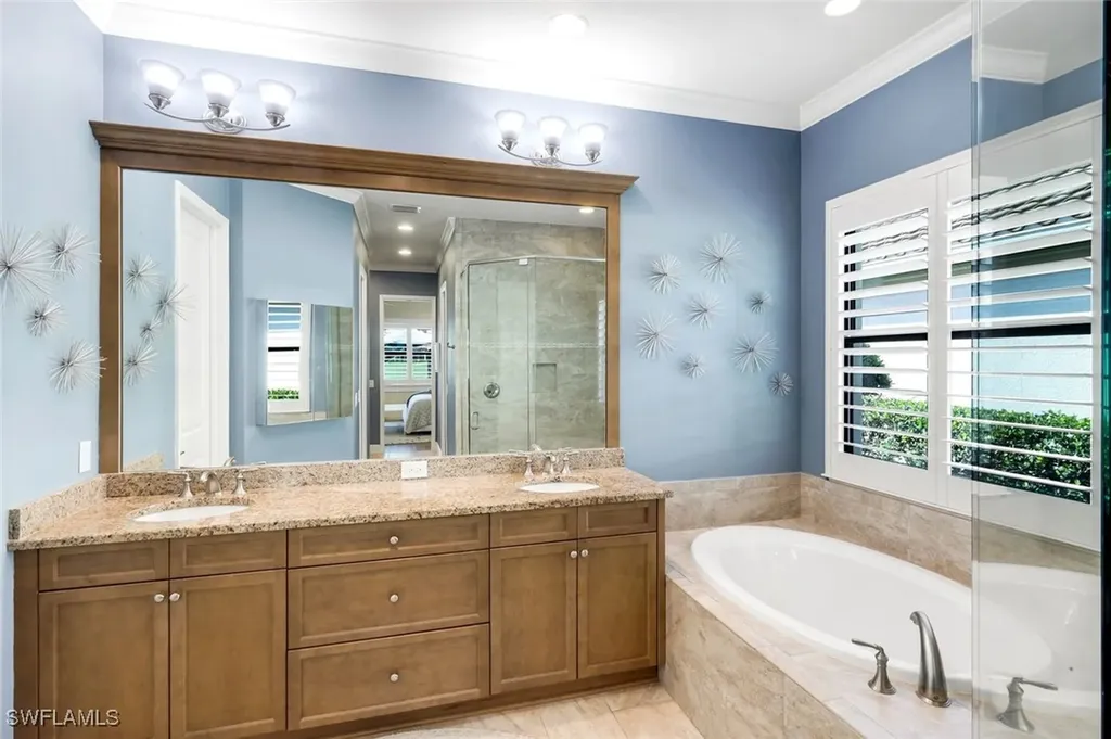 11925 Heather Woods Court Naples FL 34120