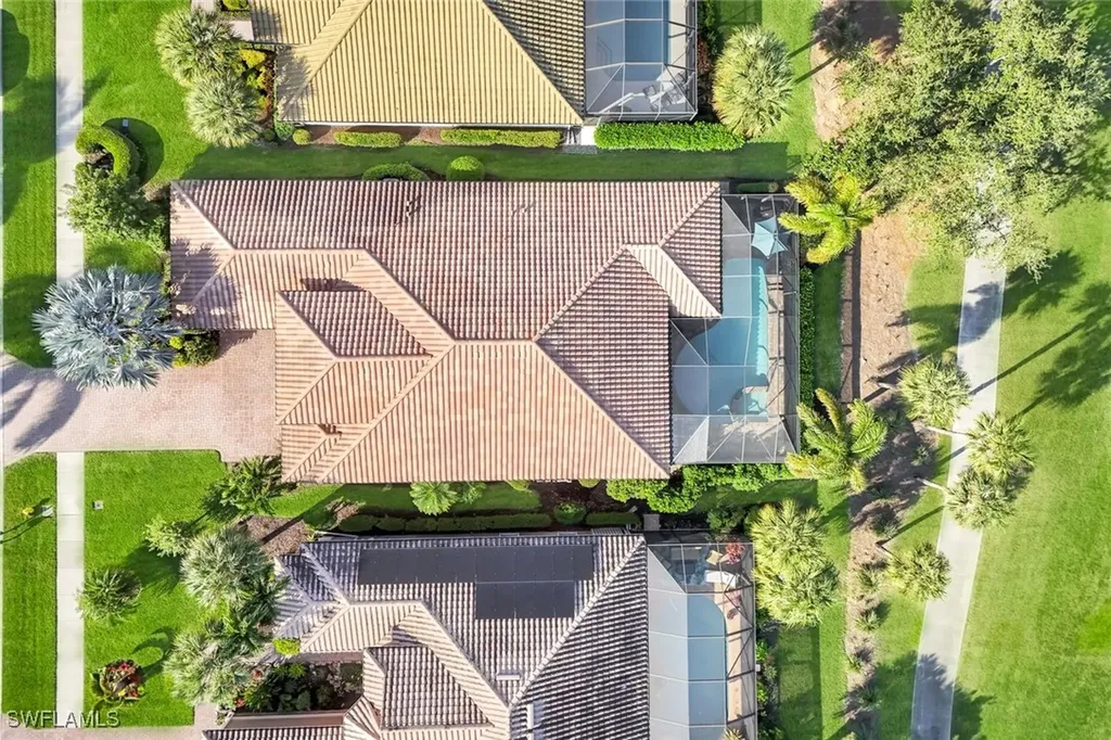 11925 Heather Woods Court Naples FL 34120