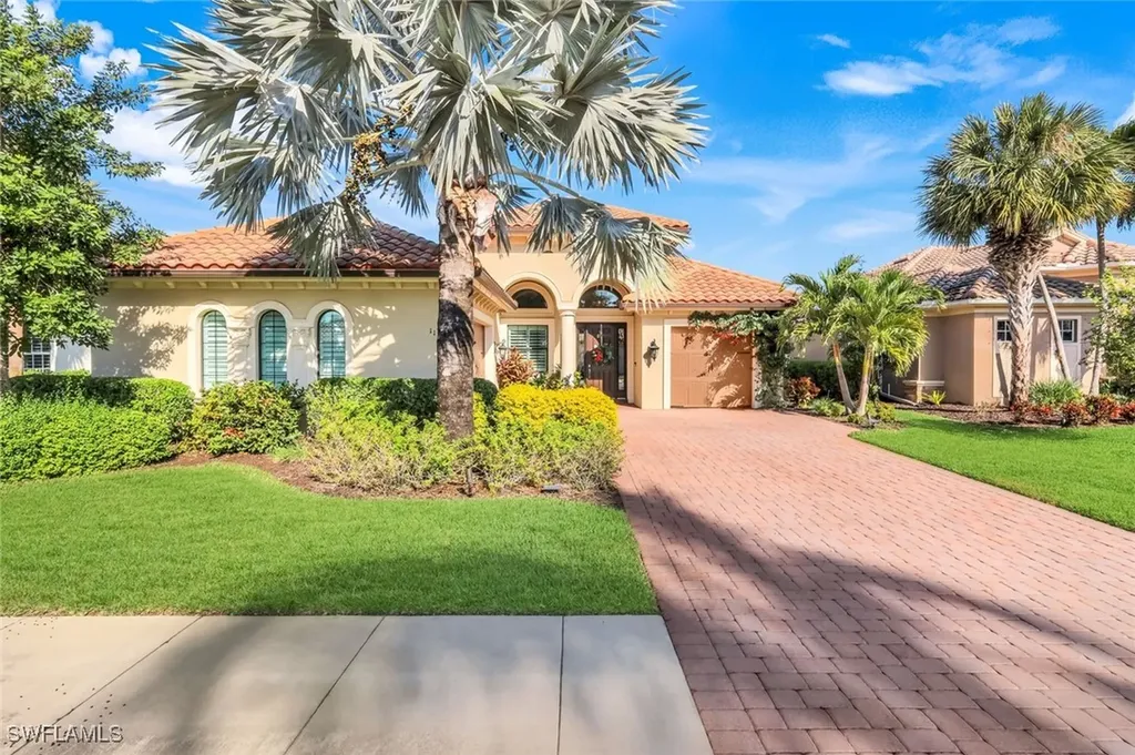 11925 Heather Woods Court Naples FL 34120
