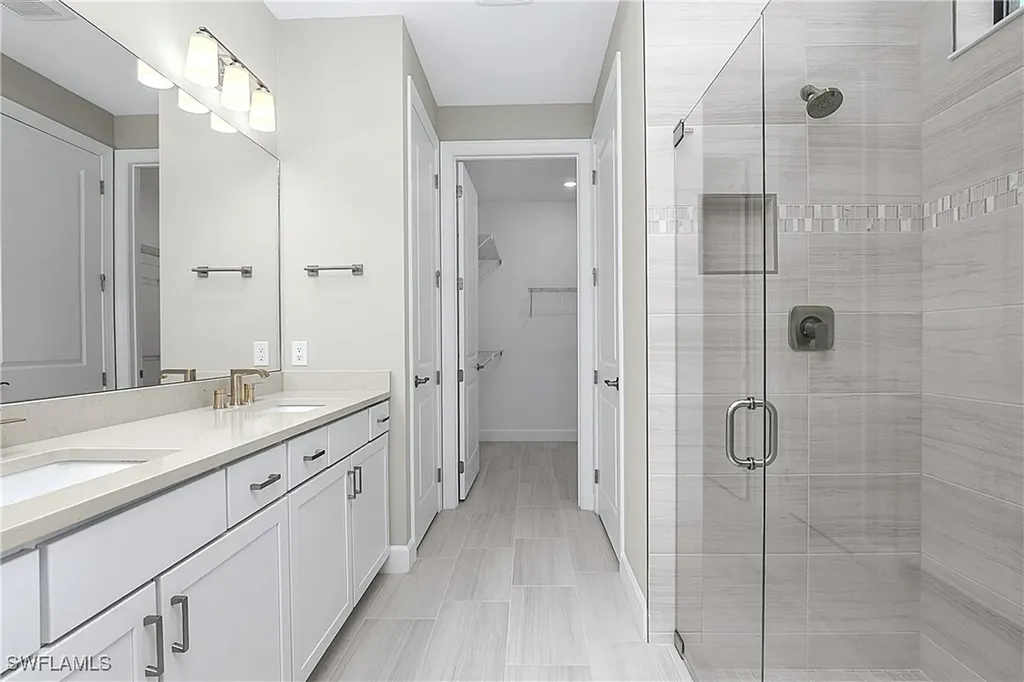 20083 Kingmont Drive Estero FL 33928