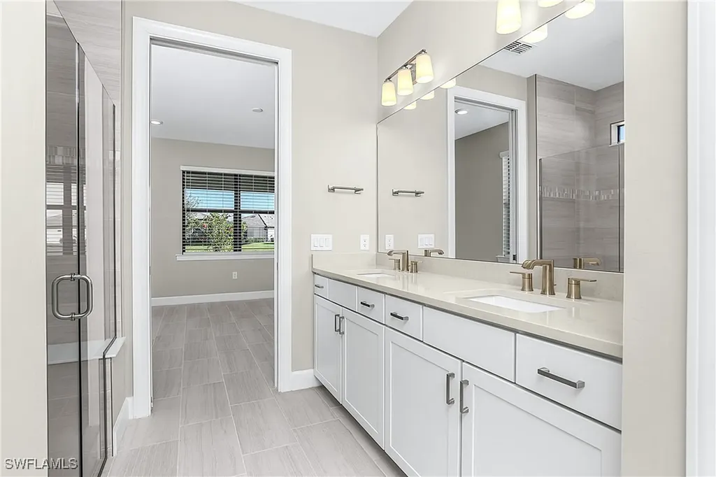 20083 Kingmont Drive Estero FL 33928