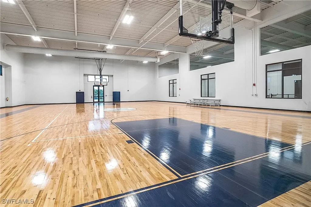 20083 Kingmont Drive Estero FL 33928