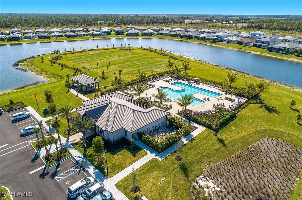 20083 Kingmont Drive Estero FL 33928