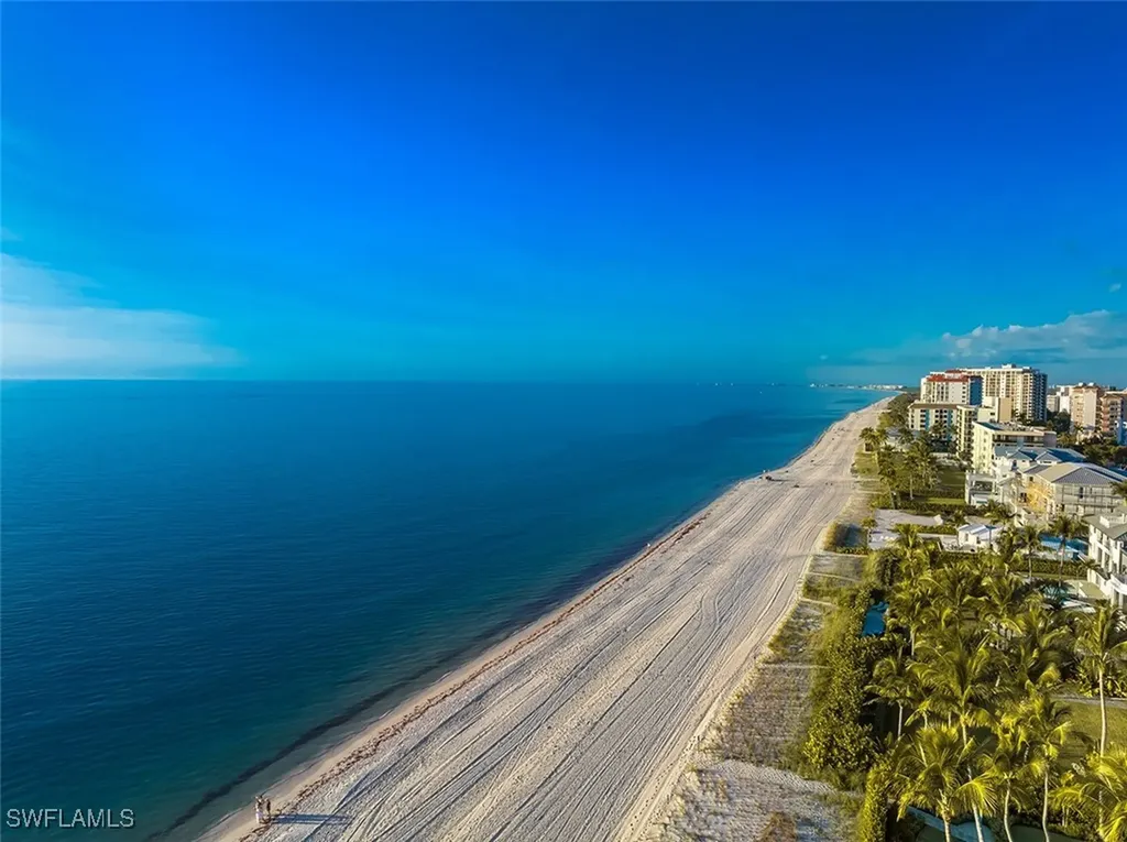 739 102nd Avenue N Naples FL 34108