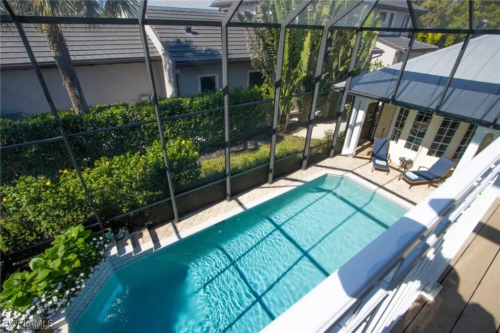 476 1st Avenue N Naples FL 34102