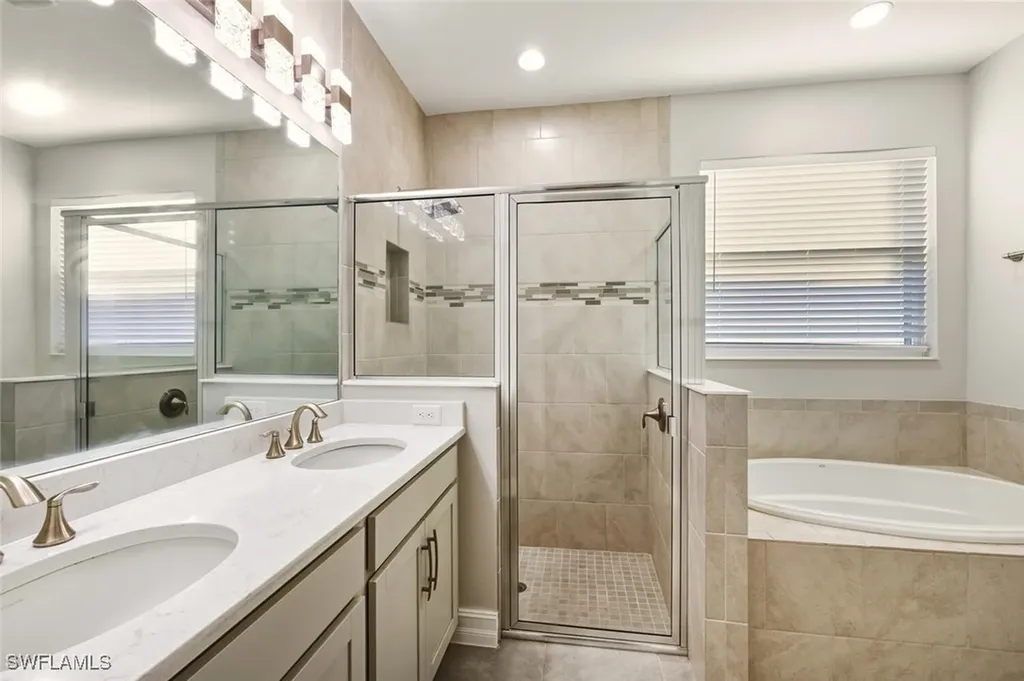 28049 Captiva Shell Loop Bonita Springs FL 34135