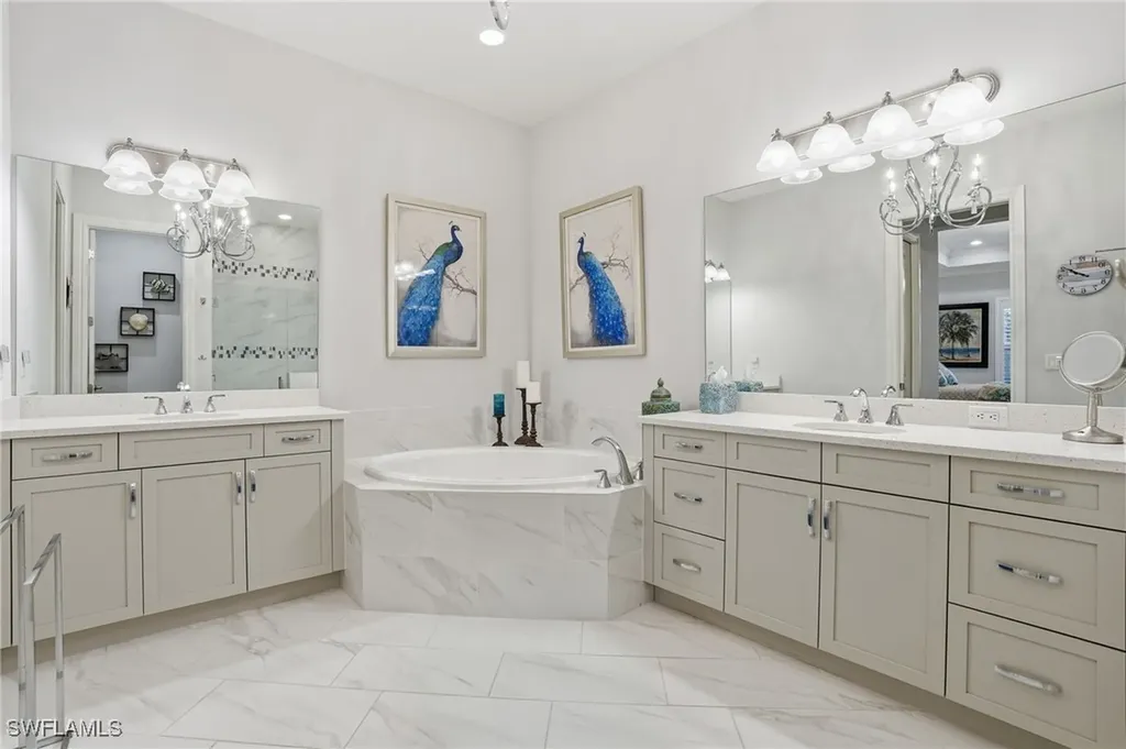 6648 Roma Way Naples FL 34113