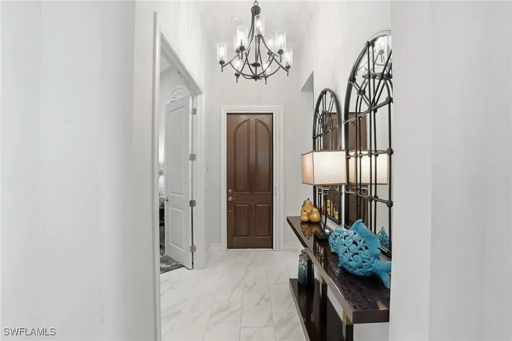 6648 Roma Way Naples FL 34113