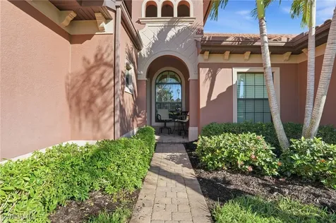 6648 Roma Way Naples FL 34113