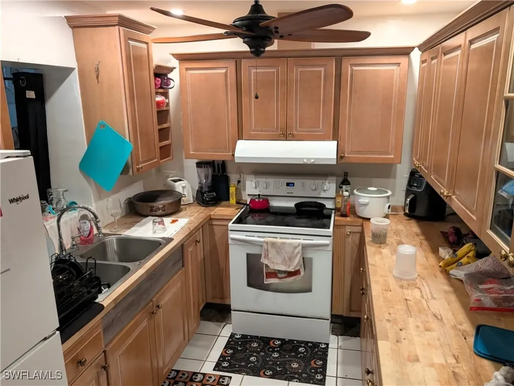 2416 Andrew Drive Naples FL 34112