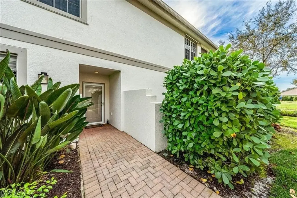 10482 Autumn Breeze Drive Estero FL 34135