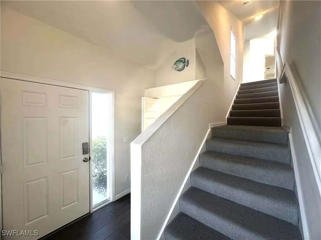 6922 Satinleaf Road N Naples FL 34109