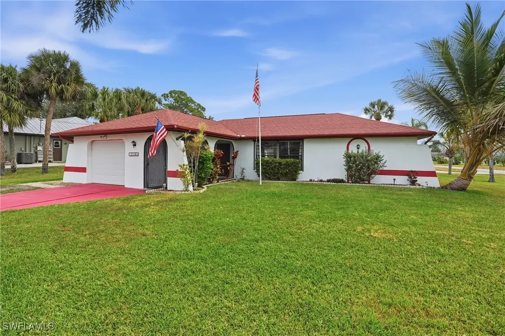 516 Roosevelt Avenue Lehigh Acres FL 33936