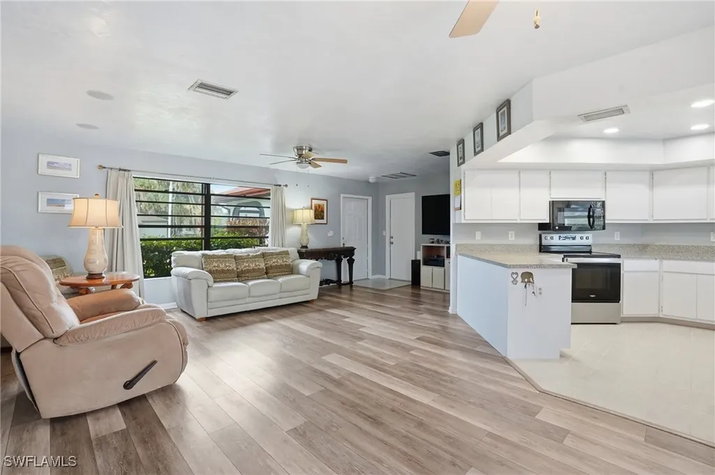 516 Roosevelt Avenue Lehigh Acres FL 33936