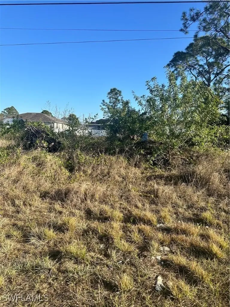 1037 Portland Avenue S Lehigh Acres FL 33974
