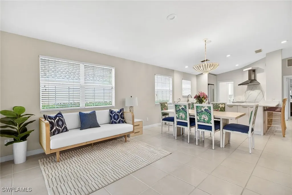 7114 Marconi Court Naples FL 34114