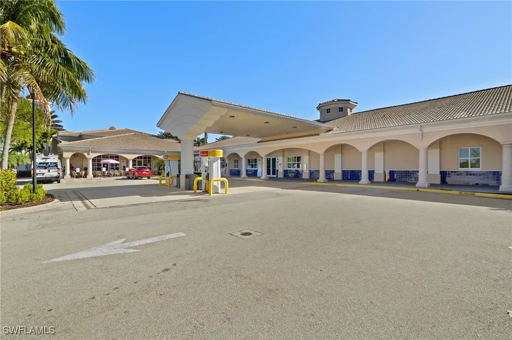 7114 Marconi Court Naples FL 34114