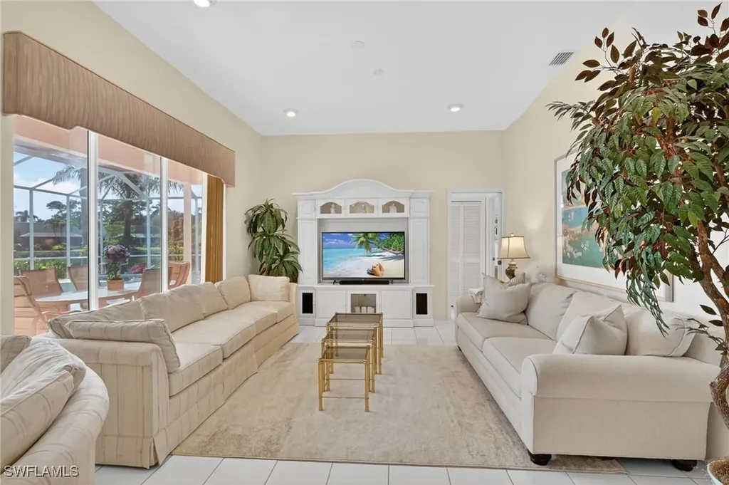 6687 Huntley Lane S Naples FL 34104