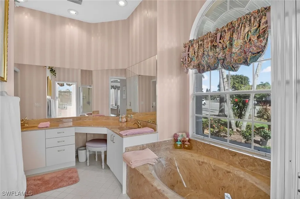 6687 Huntley Lane S Naples FL 34104