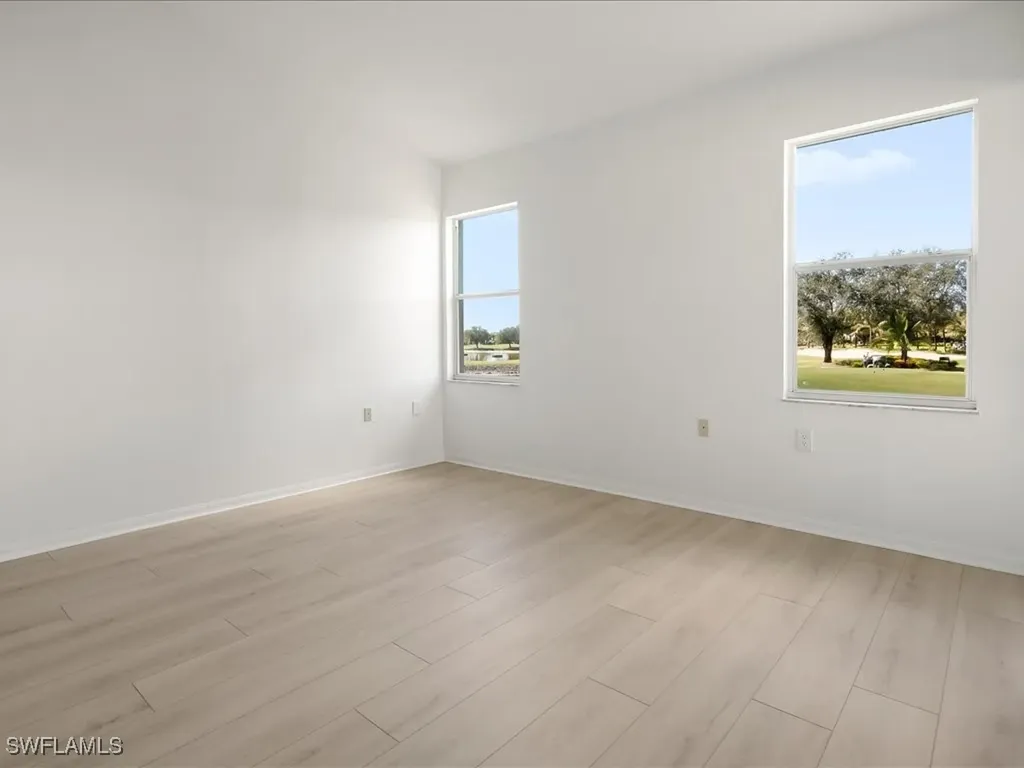 1981 Crestview Way Naples FL 34119