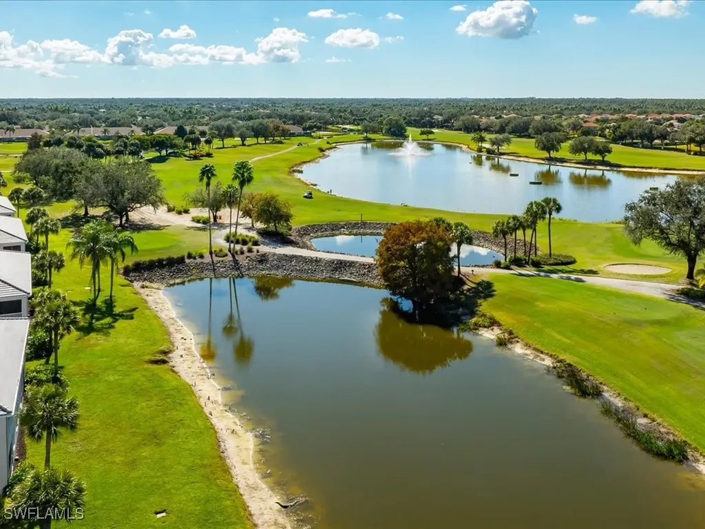 1981 Crestview Way Naples FL 34119