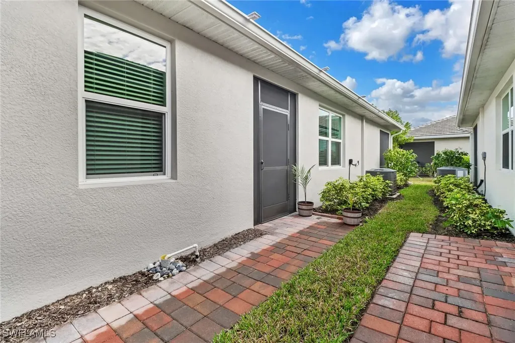 1084 Tranquil Brook Drive Naples FL 34114