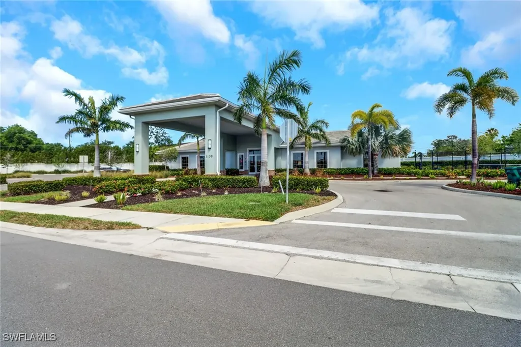 1084 Tranquil Brook Drive Naples FL 34114