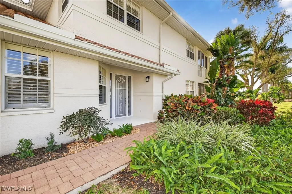 25040 Banbridge Court Bonita Springs FL 34134