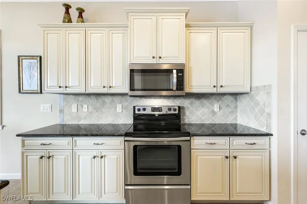 9513 Ironstone Terrace Naples FL 34120