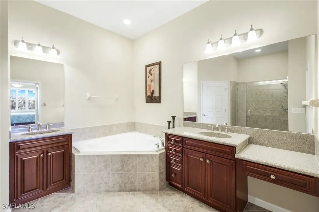 9513 Ironstone Terrace Naples FL 34120
