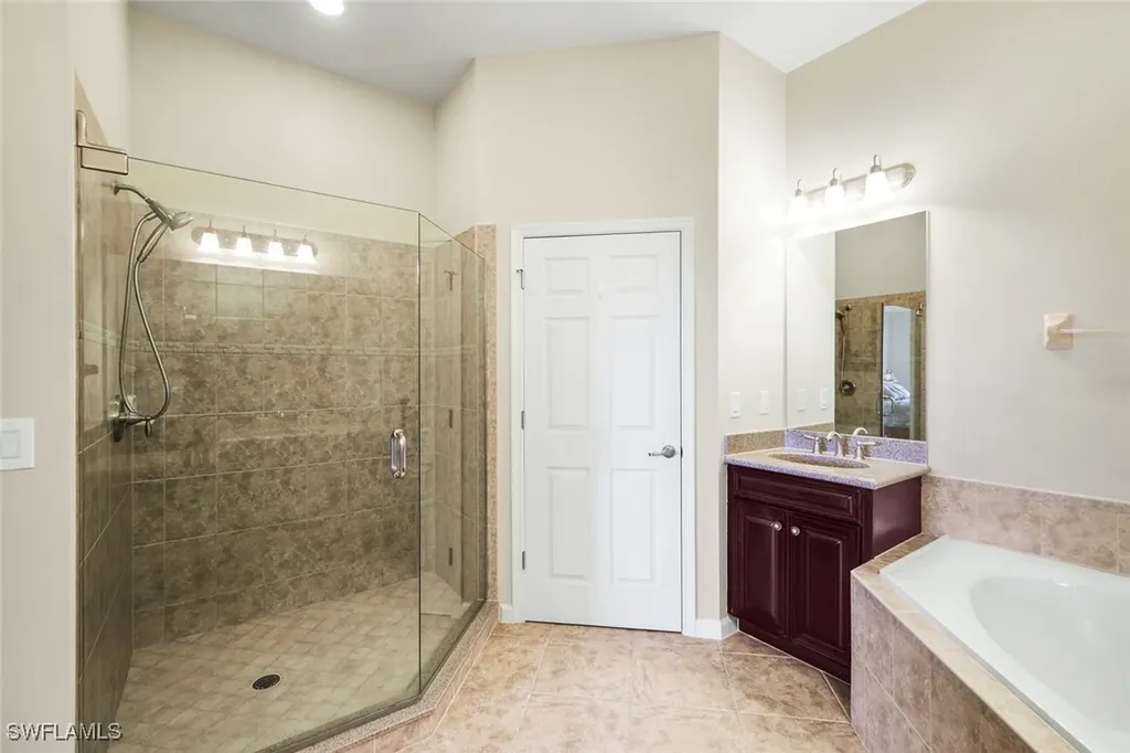 9513 Ironstone Terrace Naples FL 34120