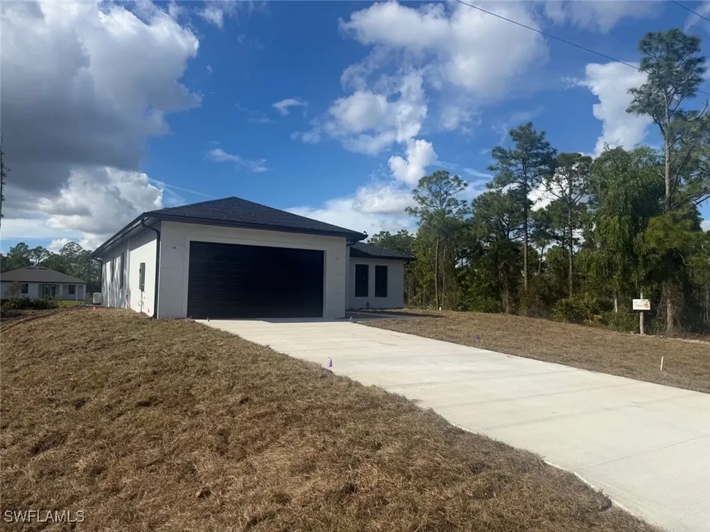 838 Aletha Aletha Avenue S Lehigh Acres FL 33974