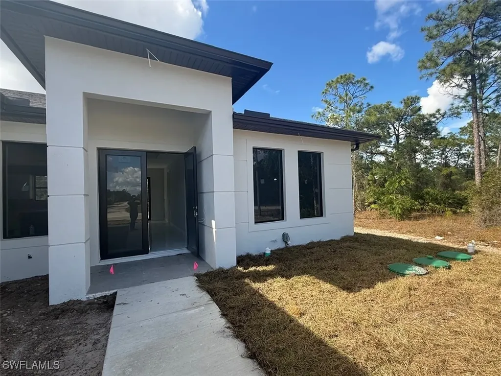 838 Aletha Aletha Avenue S Lehigh Acres FL 33974
