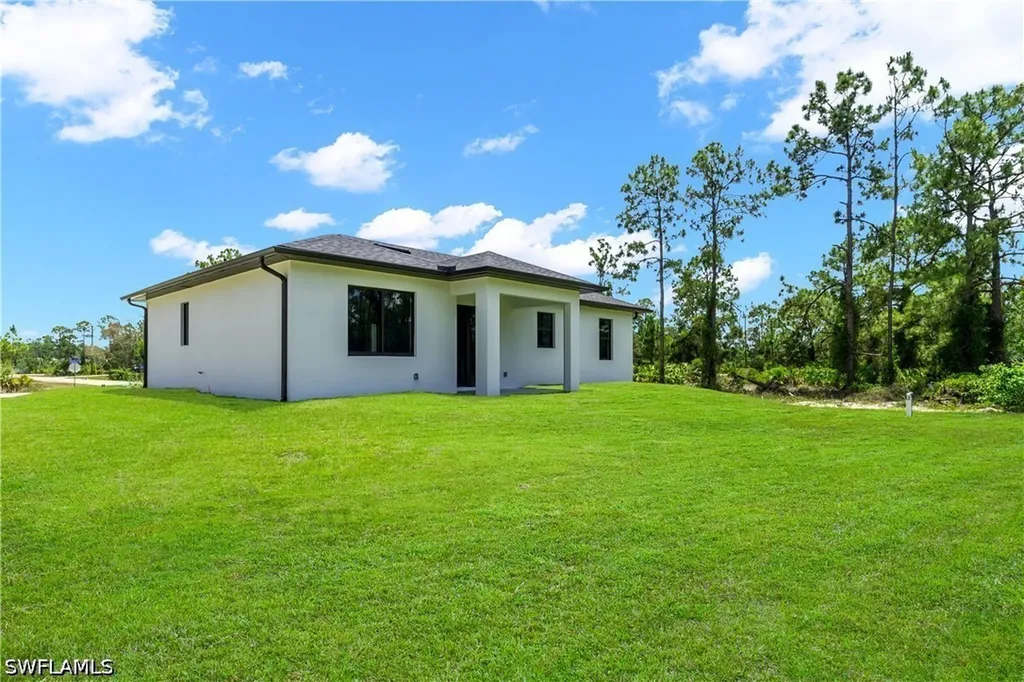 838 Aletha Aletha Avenue S Lehigh Acres FL 33974