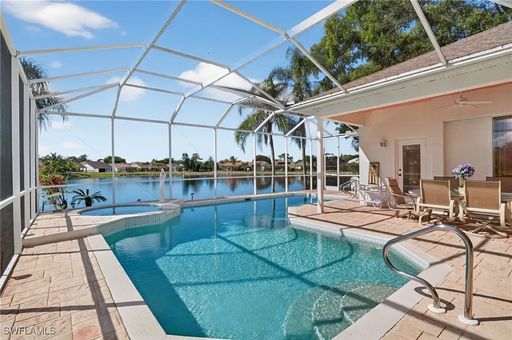 6687 Huntley Lane S Naples FL 34104