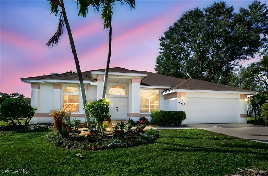 6687 Huntley Lane S Naples FL 34104