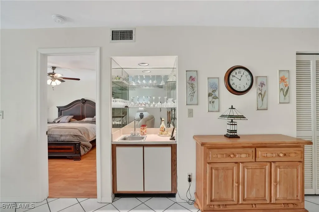 420 Fox Haven Drive Naples FL 34104
