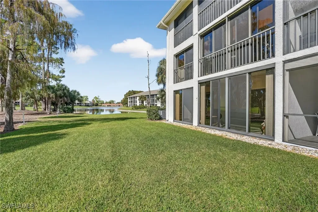 420 Fox Haven Drive Naples FL 34104